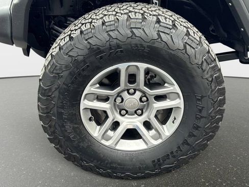 Used 2022 Jeep Wrangler Unlimited Sport image 8