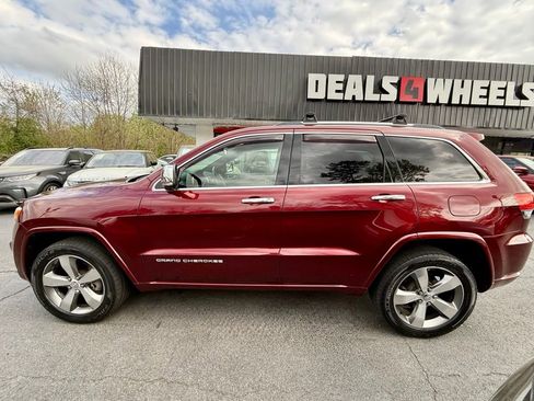 Used 2016 Jeep Grand Cherokee Overland w/ Advanced Technology Group image 7