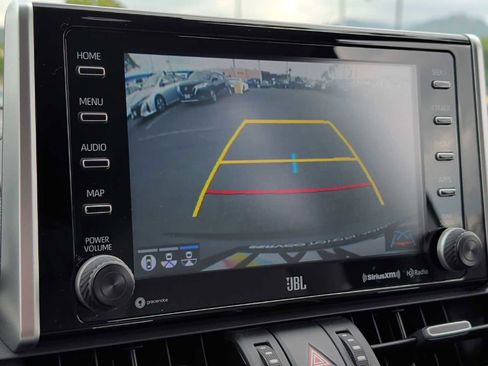 Used 2020 Toyota RAV4 Limited image 24