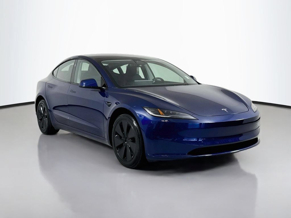 Used 2024 Tesla Model 3 Standard Range RWD image 4