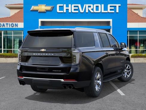 New 2026 Chevrolet Suburban Premier AWD/4WD image 4