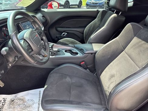 Used 2023 Dodge Challenger R/T w/ Plus Package RWD image 27