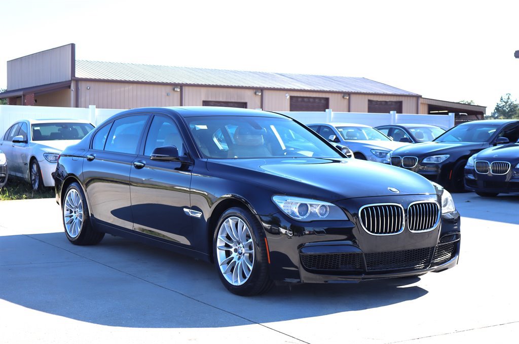 Used 2013 BMW 750Li RWD image 9