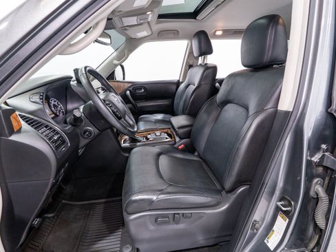 Used 2022 Nissan Armada SL w/ Captain's Chairs Package RWD image 16