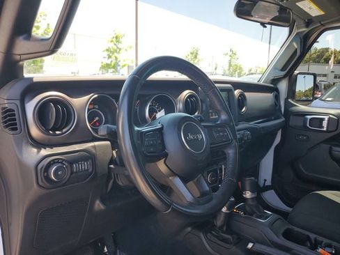 Used 2022 Jeep Wrangler Unlimited Sport AWD/4WD image 18