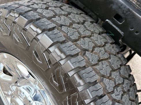 Used 2022 RAM 2500 Tradesman w/ Chrome Appearance Group image 41