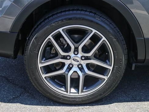 Used 2017 Ford Explorer Sport w/ Equipment Group 401A AWD/4WD image 14