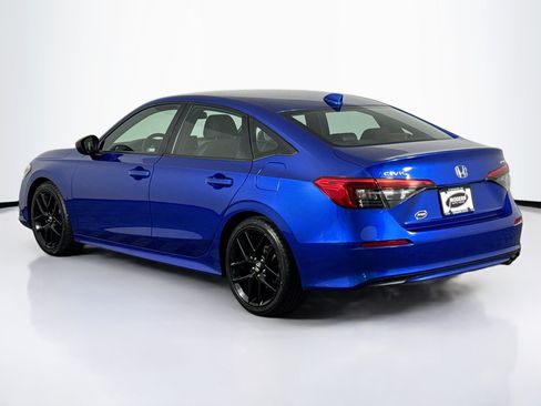 Used 2023 Honda Civic Sport image 9