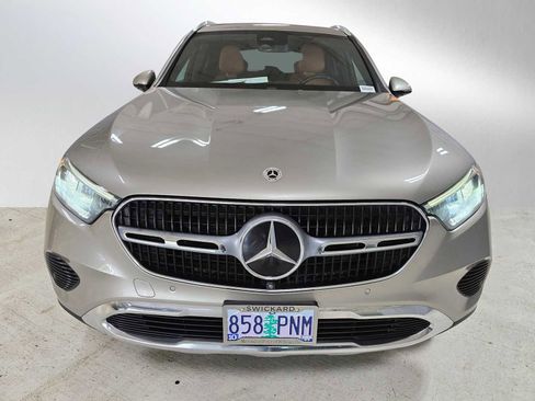 Used 2024 Mercedes-Benz GLC 300 4MATIC image 8