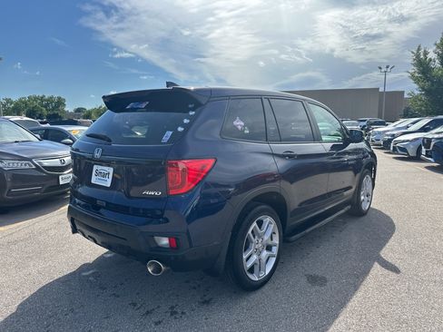 Used 2025 Honda Passport EX-L image 4