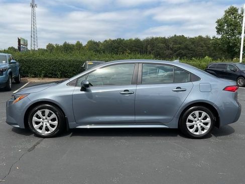 Used 2026 Toyota Corolla LE FWD image 12