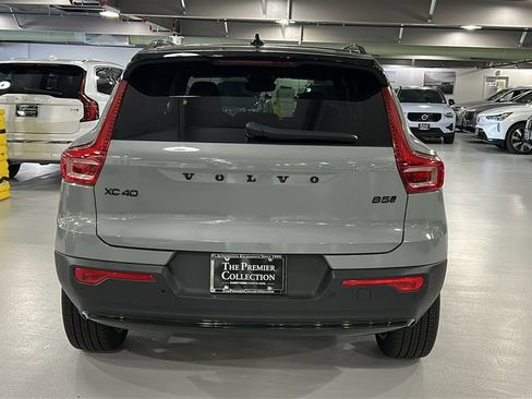 Used 2026 Volvo XC40 B5 Ultra w/ Climate Package AWD/4WD image 5