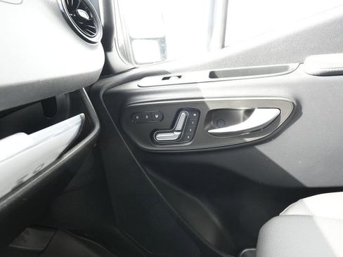 Used 2022 Mercedes-Benz Sprinter 144 Cargo image 16