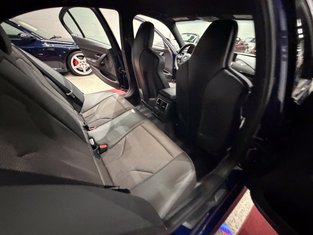 Used 2016 BMW M3 RWD image 34