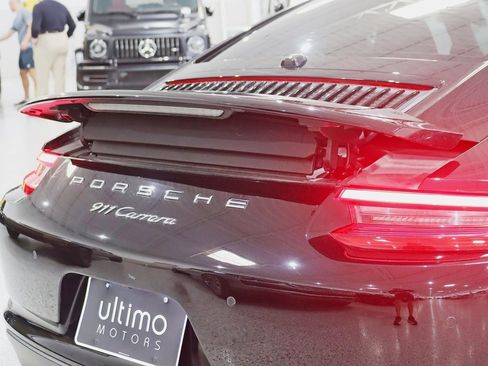 Used 2019 Porsche 911 Carrera image 11