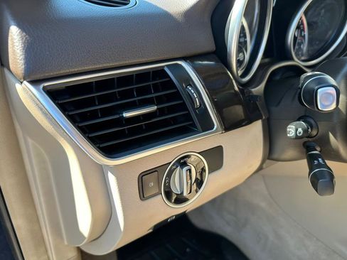 Used 2015 Mercedes-Benz ML 350 4MATIC image 21