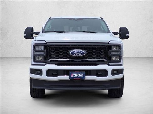 Used 2025 Ford F250 XL w/ STX Appearance Package AWD/4WD image 2