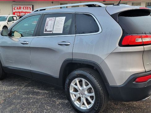 Used 2015 Jeep Cherokee Latitude image 25