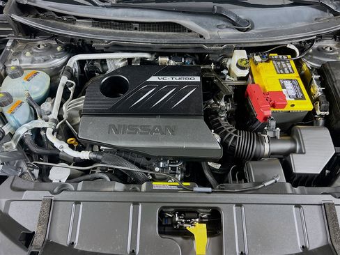 Used 2023 Nissan Rogue SV image 29