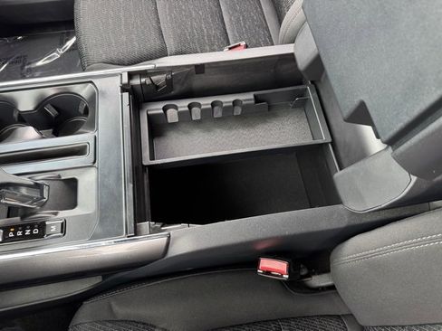 Certified 2022 Ford F150 XLT w/ Equipment Group 302A High image 13