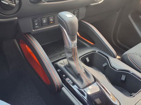 New 2025 Nissan Frontier PRO-4X w/ Pro Convenience Package image 17