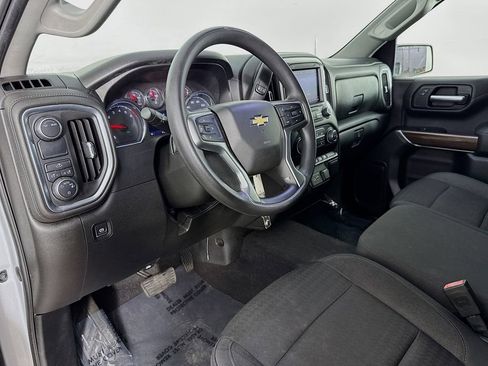 Used 2020 Chevrolet Silverado 1500 LT image 20
