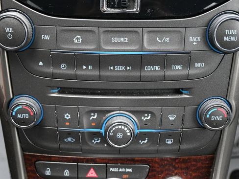 Used 2013 Chevrolet Malibu LT FWD image 18