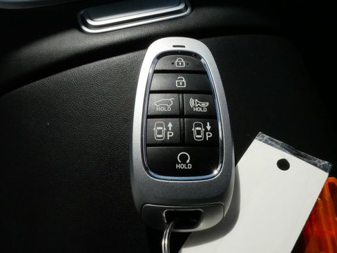 Used 2023 Hyundai Santa Fe Limited FWD image 30