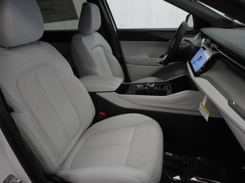 New 2026 Jeep Cherokee Laredo AWD/4WD image 33