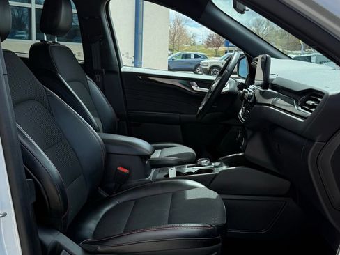 Used 2025 Ford Escape ST-Line Select AWD/4WD image 21
