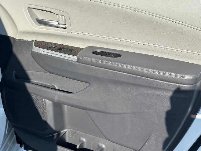 Used 2022 Toyota Sienna XLE FWD image 11