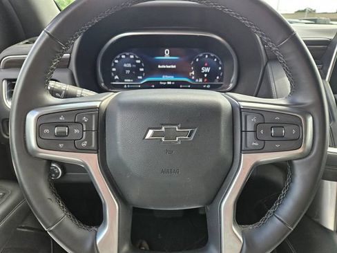 Used 2024 Chevrolet Tahoe Z71 w/ Luxury Package AWD/4WD image 10
