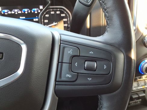 Used 2022 GMC Sierra 3500 Denali w/ Denali Black Diamond Edition image 18