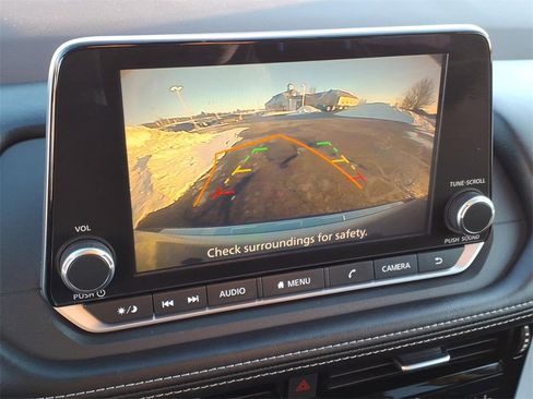 Certified 2022 Nissan Rogue SV w/ SV Premium Package image 22