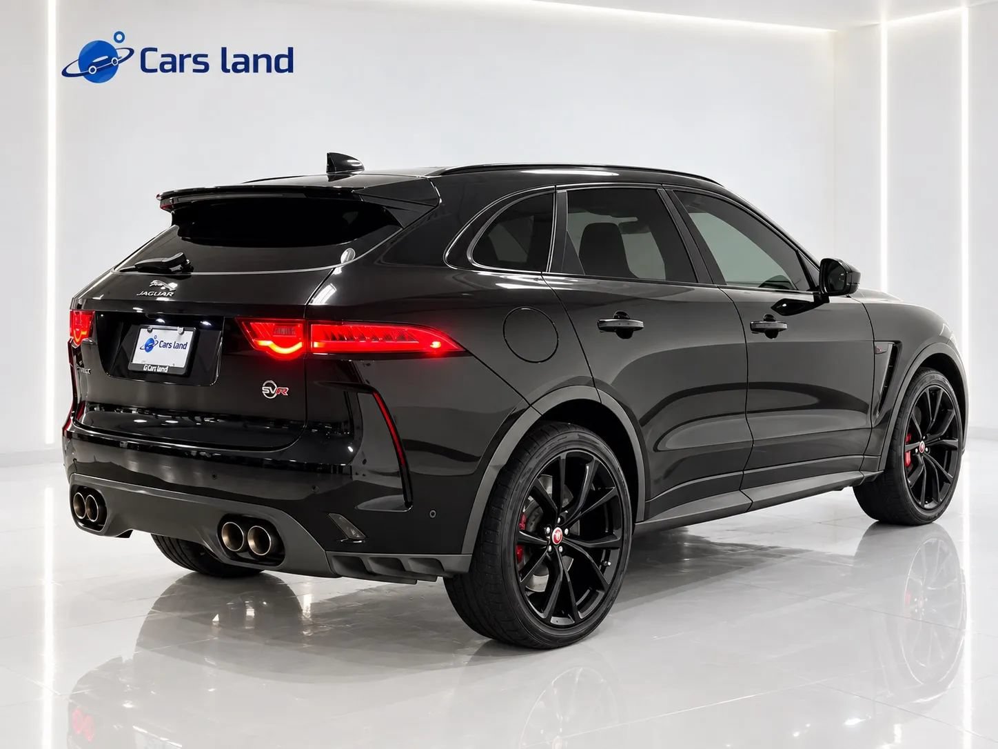 Used 2020 Jaguar F-PACE SVR AWD/4WD image 3