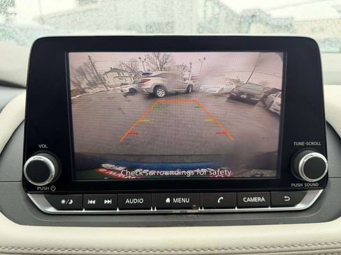 Used 2023 Nissan Rogue SV w/ SV Premium Package image 38