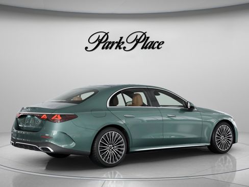 Used 2026 Mercedes-Benz E 350 Sedan image 22