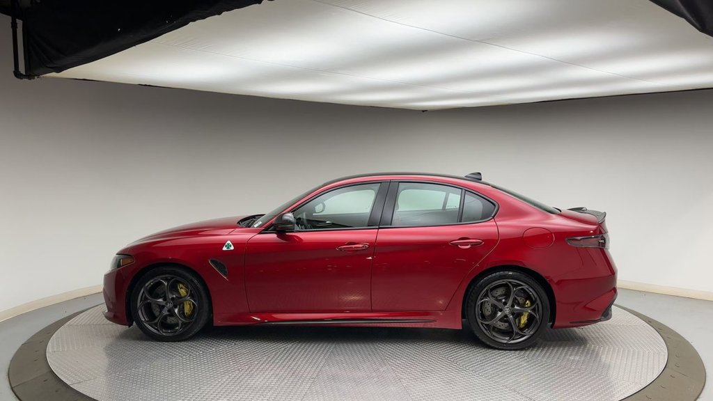 Used 2024 Alfa Romeo Giulia Quadrifoglio RWD image 5