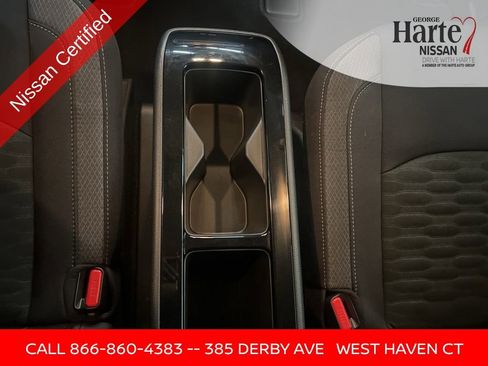 Certified 2025 Nissan Pathfinder SV w/ SV Premium Package image 35