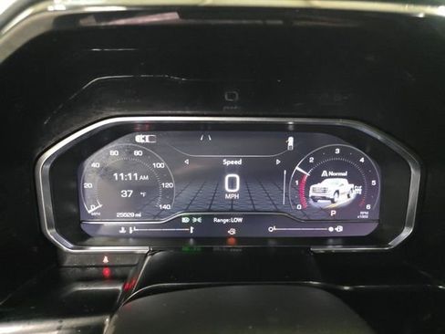 Used 2024 GMC Sierra 1500 Elevation w/ Elevation Premium Package image 13