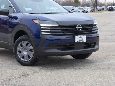 New 2026 Nissan Kicks S image 2