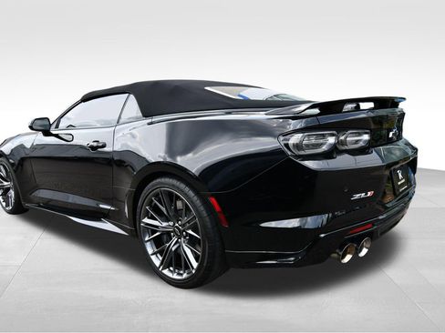 Used 2023 Chevrolet Camaro ZL1 RWD image 5