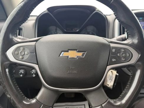 Used 2018 Chevrolet Colorado LT AWD/4WD image 15