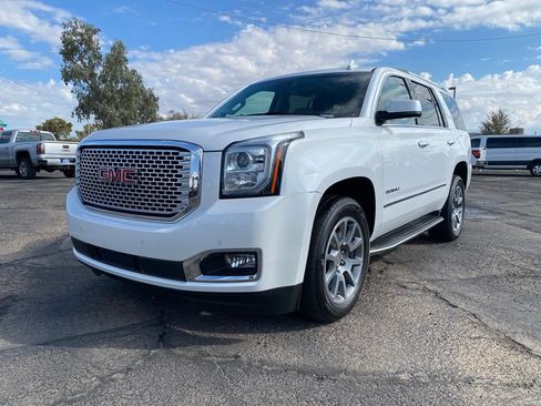 Used 2016 GMC Yukon Denali w/ Open Road Package AWD/4WD image 2