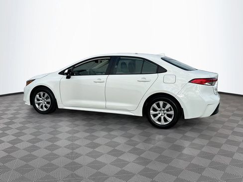 Used 2024 Toyota Corolla LE image 7