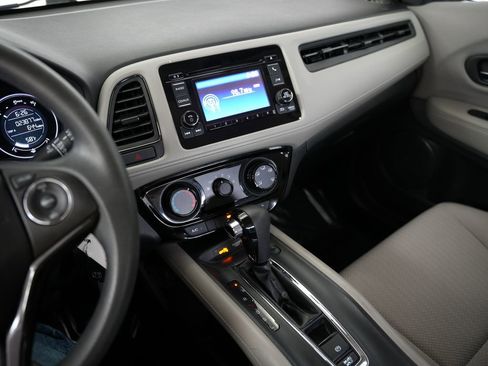 Used 2018 Honda HR-V LX image 20