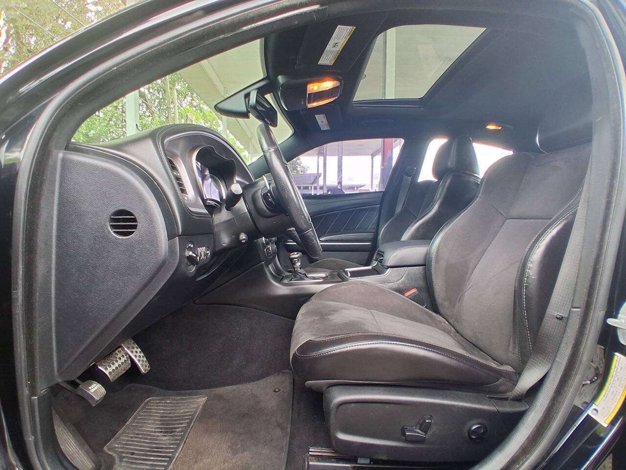 Used 2019 Dodge Charger GT w/ Plus Group RWD image 17