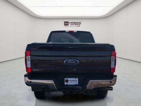 Used 2018 Ford F250 Lariat w/ Lariat Ultimate Package image 6