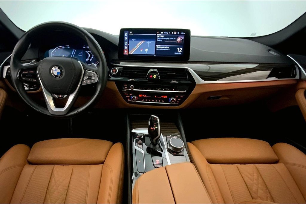 Used 2022 BMW 540i xDrive w/ Convenience Package AWD/4WD image 16