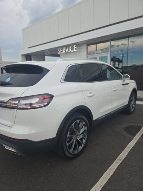 Used 2023 Lincoln Nautilus Reserve w/ Equipment Group 201A AWD/4WD image 7